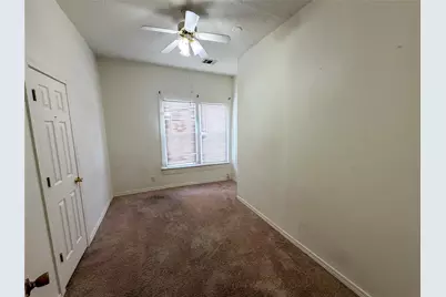 907 W Fischer Street, Sherman, TX 75092 - Photo 8