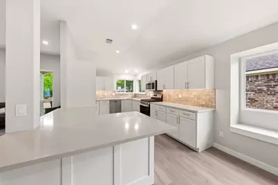 813 Creek Valley Road, Mesquite, TX 75181 - Photo 8