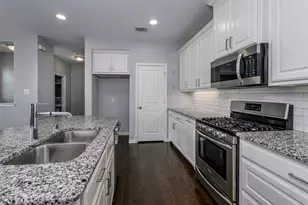 4202 Cascade Sky Dr, Arlington, TX 76005 - Photo 4
