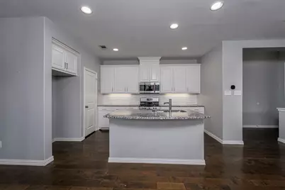 4202 Cascade Sky Drive, Arlington, TX 76005 - Photo 2