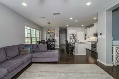 4202 Cascade Sky Drive, Arlington, TX 76005 - Photo 8