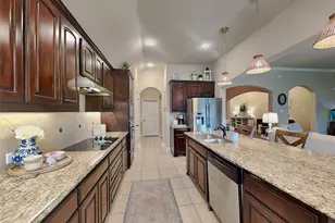 1635 St Croix St, Burleson, TX 76028 - Photo 10