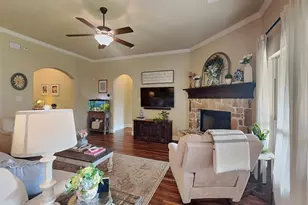 1635 St Croix St, Burleson, TX 76028 - Photo 8