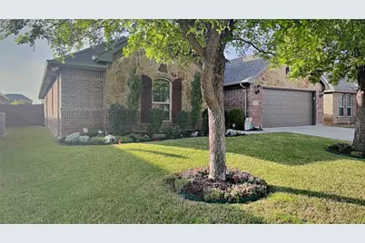 1635 St Croix Street, Burleson, TX 76028 - Photo 2