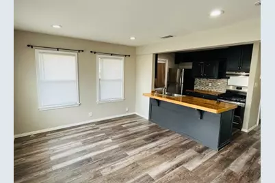 4000 Walker Street, Dallas, TX 75211 - Photo 2