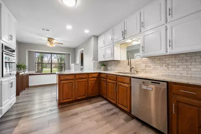 3800 Twin Creek Drive, Arlington, TX 76015 - Photo 14