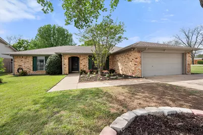 3800 Twin Creek Drive, Arlington, TX 76015 - Photo 2