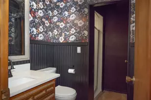 2001 Park Hill Dr, Arlington, TX 76012 - Photo 12