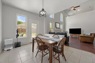 708 Crockett Dr, Mansfield, TX 76063 - Photo 12