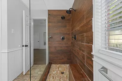 107 Montreal Drive, Hurst, TX 76054 - Photo 14