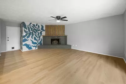 5321 Strickland Avenue, The Colony, TX 75056 - Photo 8
