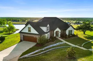110 Eagles Roost Cir, Ennis, TX 75119 - Photo 2