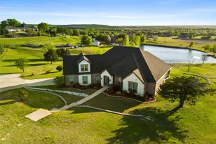 110 Eagles Roost Cir, Ennis, TX 75119 - Photo 1
