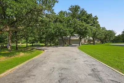 1904 Oak Ridge Trail, Bridgeport, TX 76426 - Photo 4