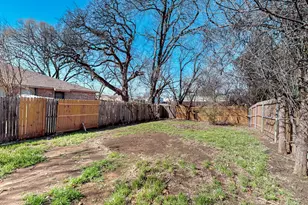 404 Truman St, Arlington, TX 76011 - Photo 40