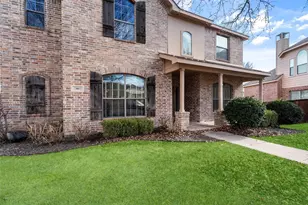 2801 Branch Oaks Dr, McKinney, TX 75072 - Photo 2
