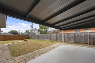 11743 Neering Dr, Dallas, TX 75218 - Photo 32
