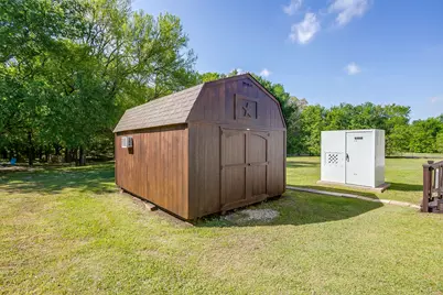 6500 County Road 308, Grandview, TX 76050 - Photo 32