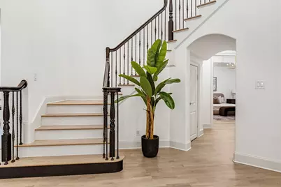 6828 Chevy Chase Avenue, Dallas, TX 75225 - Photo 2