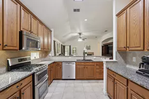 4109 Aqueduct Dr, Denton, TX 76210 - Photo 6