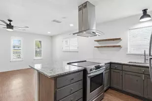 2531 W Twelfth St, Dallas, TX 75211 - Photo 10