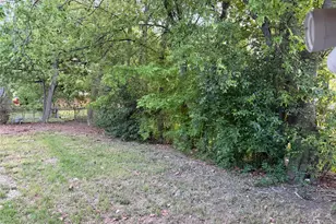 726 Jadewood Dr, Dallas, TX 75232 - Photo 16