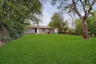 726 Jadewood Dr, Dallas, TX 75232 - Photo 32