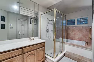 6623 Briarhaven Dr, Dallas, TX 75240 - Photo 32