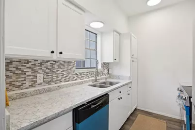 3919 Cole Avenue #101, Dallas, TX 75204 - Photo 8