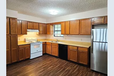 6321 Richland Plaza Drive #D, North Richland Hills, TX 76180 - Photo 2