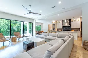 655 Kessler Reserve Ct, Dallas, TX 75208 - Photo 12