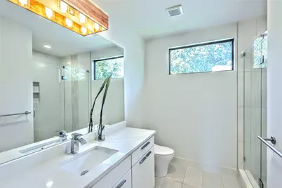 655 Kessler Reserve Court, Dallas, TX 75208 - Photo 26