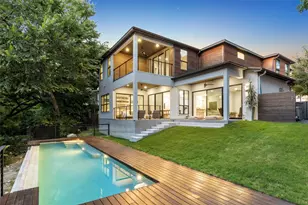 655 Kessler Reserve Ct, Dallas, TX 75208 - Photo 2