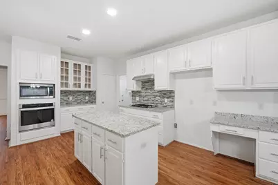 704 Harvest Drive, McKinney, TX 75072 - Photo 10