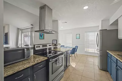 913 Sandhurst Drive, Plano, TX 75025 - Photo 18