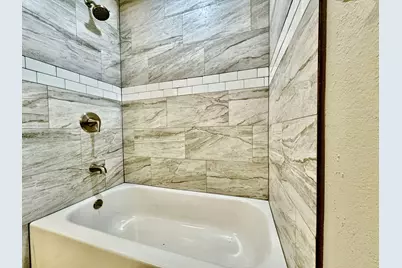 101 Twining Drive, Denison, TX 75020 - Photo 14