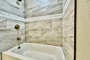 101 Twining Dr, Denison, TX 75020 - Photo 14