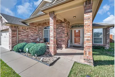 9836 Shallow Creek Drive, Waco, TX 76708 - Photo 2