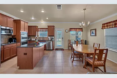 9836 Shallow Creek Drive, Waco, TX 76708 - Photo 8