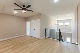 2390 Usman Dr, Irving, TX 75062 - Photo 8