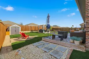 3105 Kaufman Ct, Little Elm, TX 75068 - Photo 2