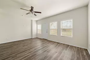 601 Thomas St, Bonham, TX 75418 - Photo 8