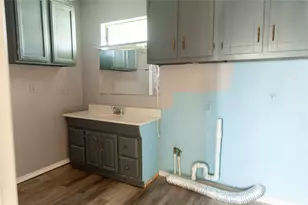 112 SE Front St, Bailey, TX 75452 - Photo 10