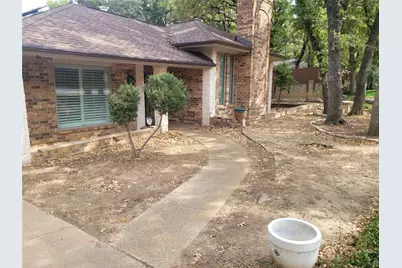 511 Washington Drive, Arlington, TX 76011 - Photo 2