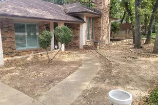 511 Washington Dr, Arlington, TX 76011 - Photo 2