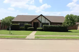 812 Shannon Dr, Plano, TX 75025 - Photo 1