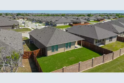 525 Passenger Drive, Fort Worth, TX 76131 - Photo 36