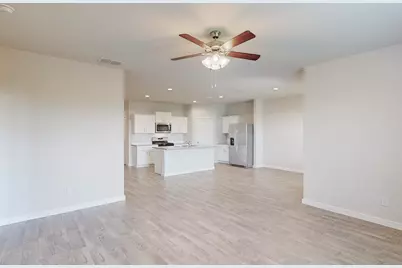 525 Passenger Drive, Fort Worth, TX 76131 - Photo 10