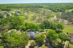 2020 Arbor Bnd St, Bonham, TX 75418 - Photo 2