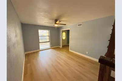 721 Lexington Drive, Irving, TX 75061 - Photo 8